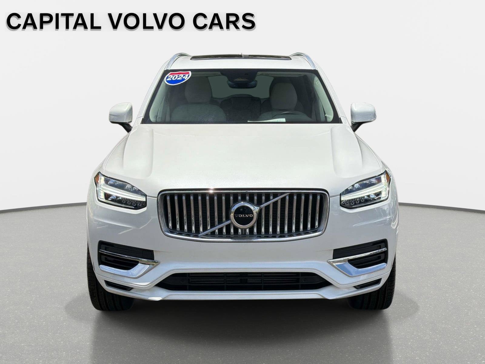Certified 2024 Volvo XC90 T8 Core AWD/4WD image 2