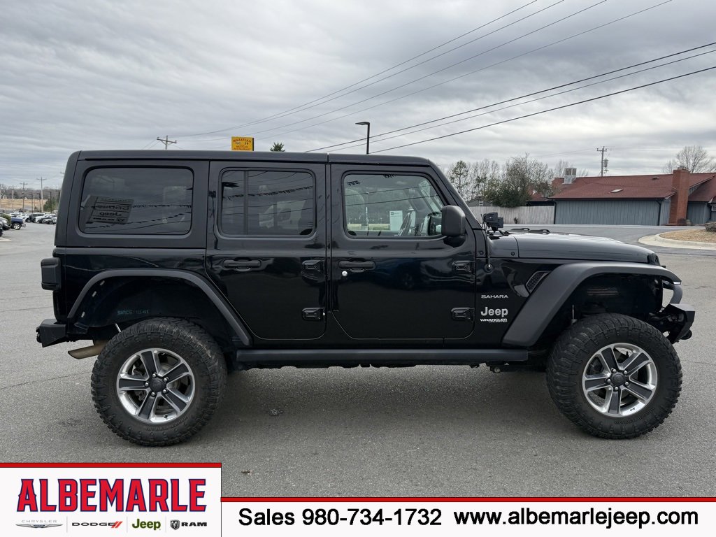 Used 2019 Jeep Wrangler Unlimited Sahara w/ Cold Weather Group image 2