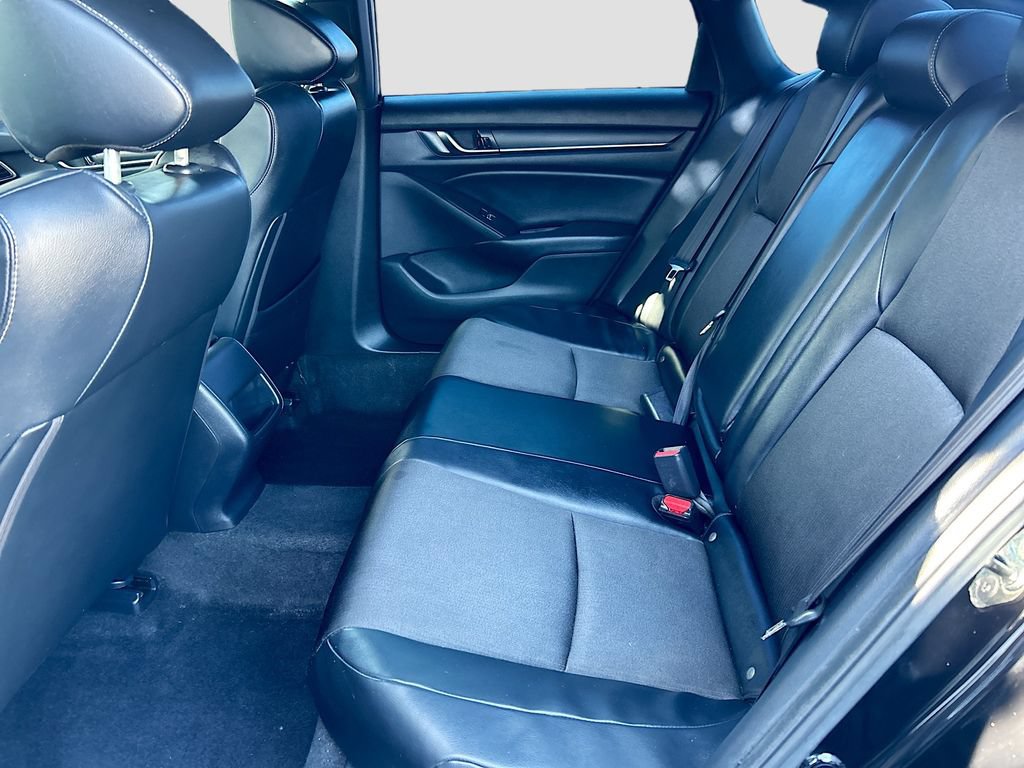 Used 2018 Honda Accord Sport image 22