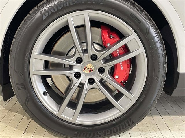 New 2026 Porsche Cayenne S image 13