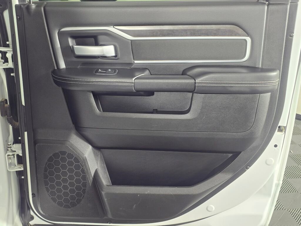 Used 2024 RAM 2500 Big Horn image 39