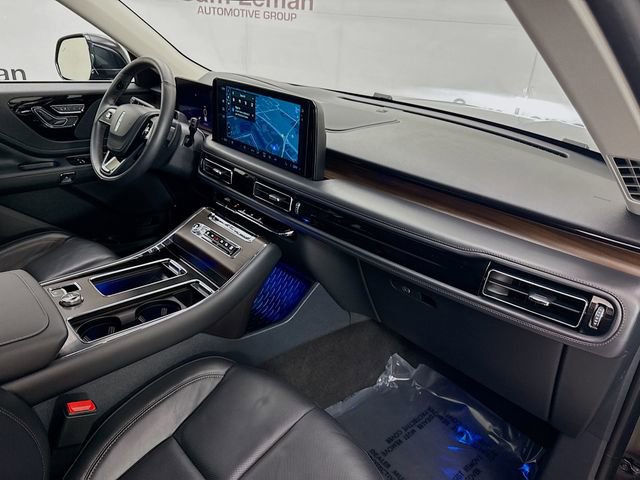 Used 2025 Lincoln Aviator Reserve image 32