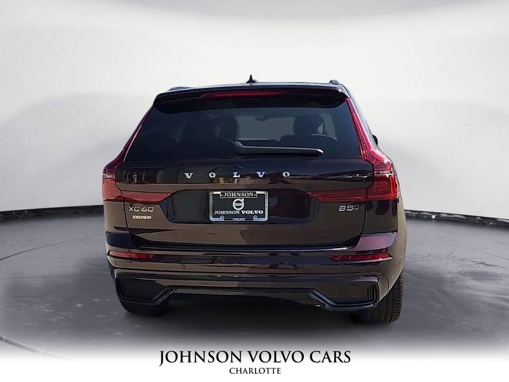 New 2026 Volvo XC60 B5 Ultra w/ Protection Package Premier image 3
