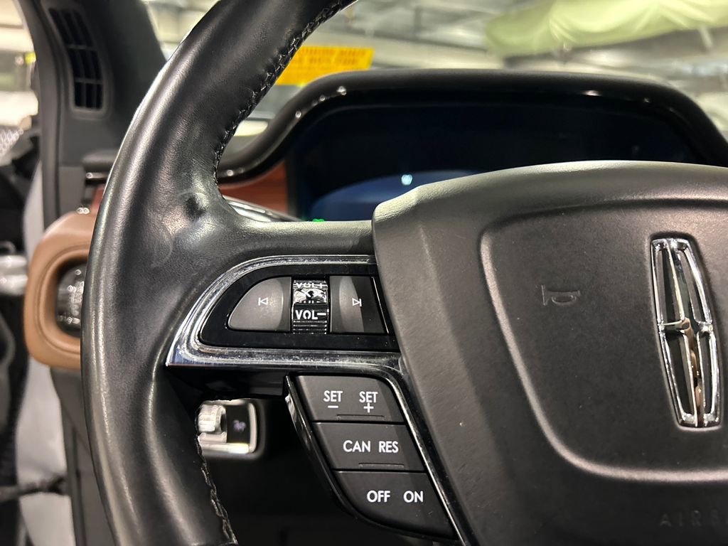 Certified 2022 Lincoln Nautilus Reserve AWD/4WD image 13