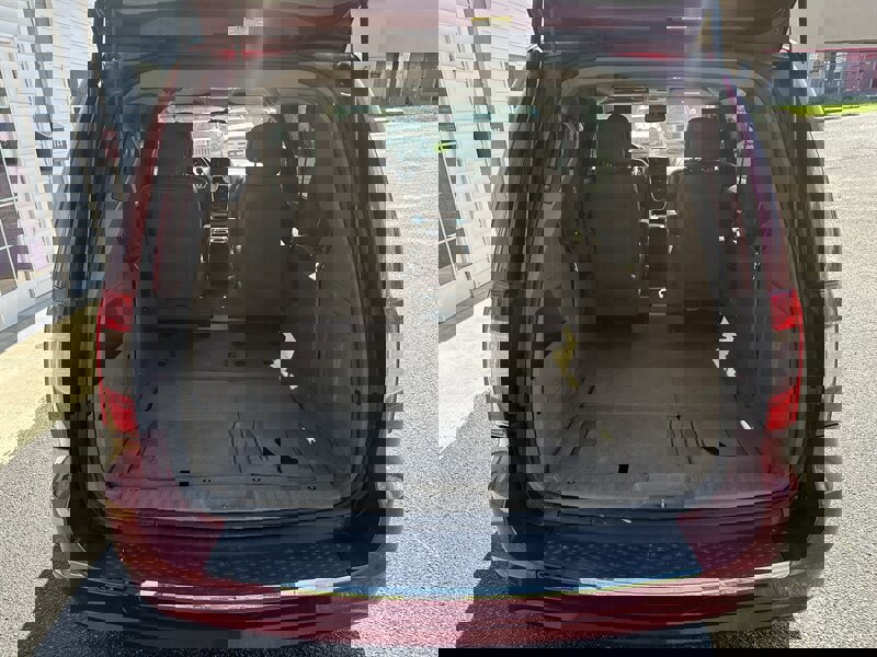 Used 2012 Chrysler Town & Country Touring w/ Entertainment Group #1 image 9