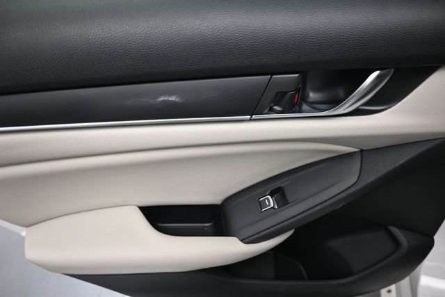 Used 2018 Honda Accord LX image 19