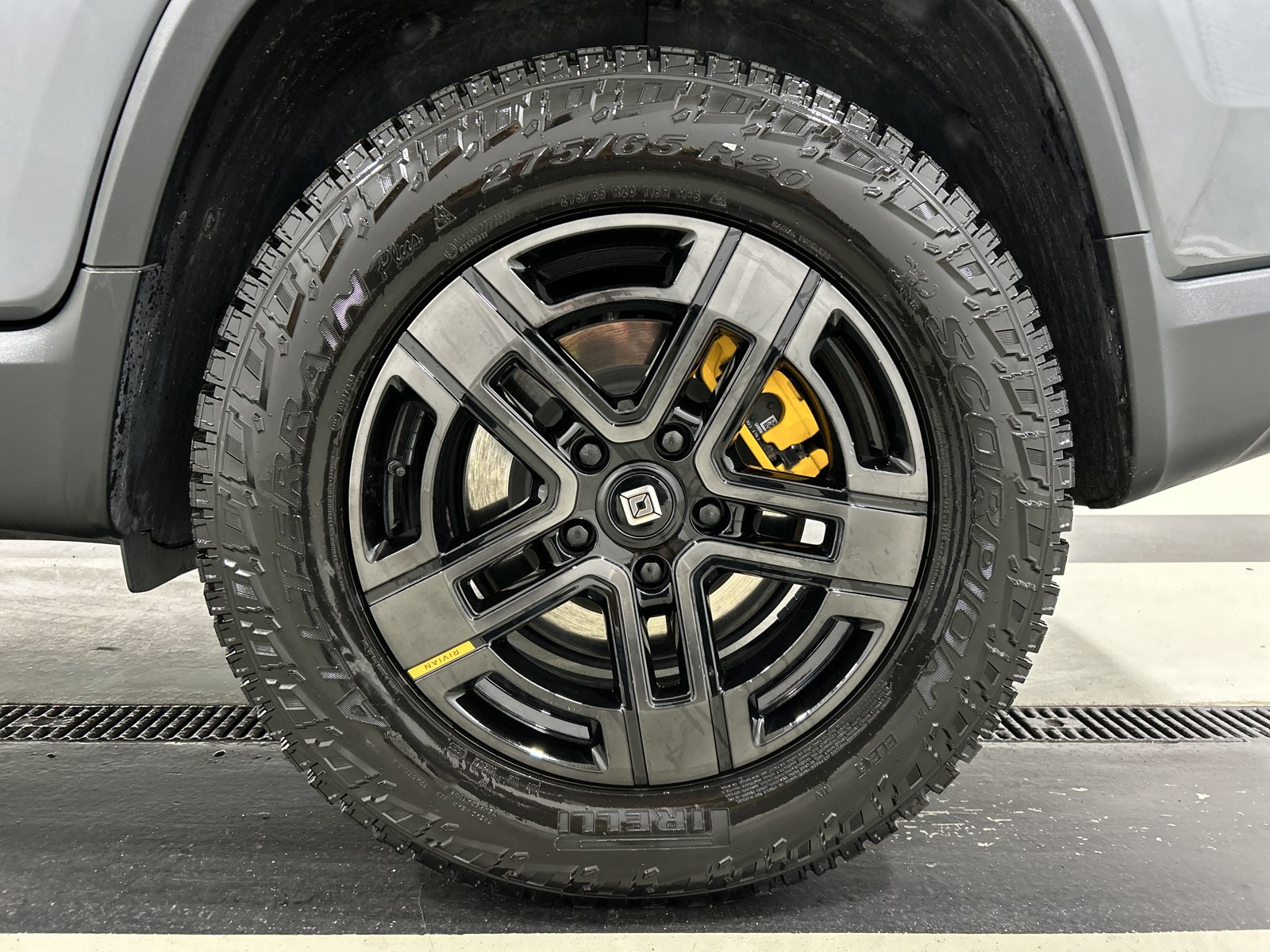 Used 2024 Rivian R1T Adventure AWD/4WD image 10