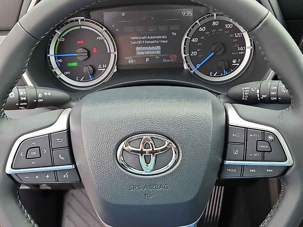 Certified 2026 Toyota Highlander XLE image 15