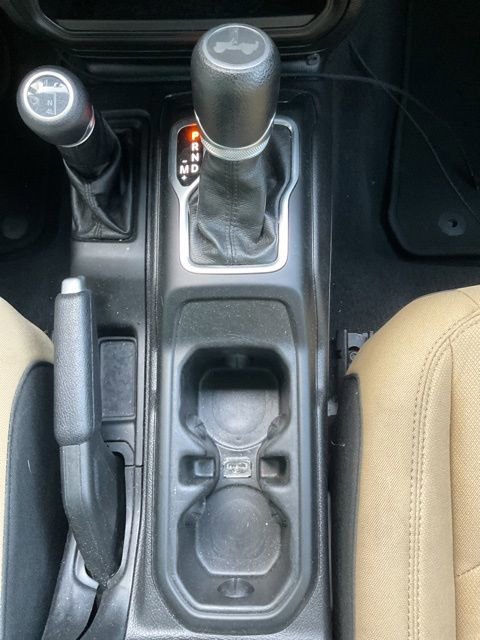 Used 2020 Jeep Wrangler Unlimited Sport S AWD/4WD image 28
