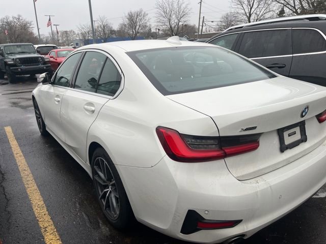 Used 2020 BMW 330i xDrive Sedan w/ Convenience Package image 7