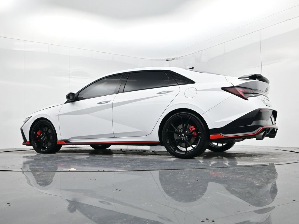 Used 2025 Hyundai Elantra N Base image 44