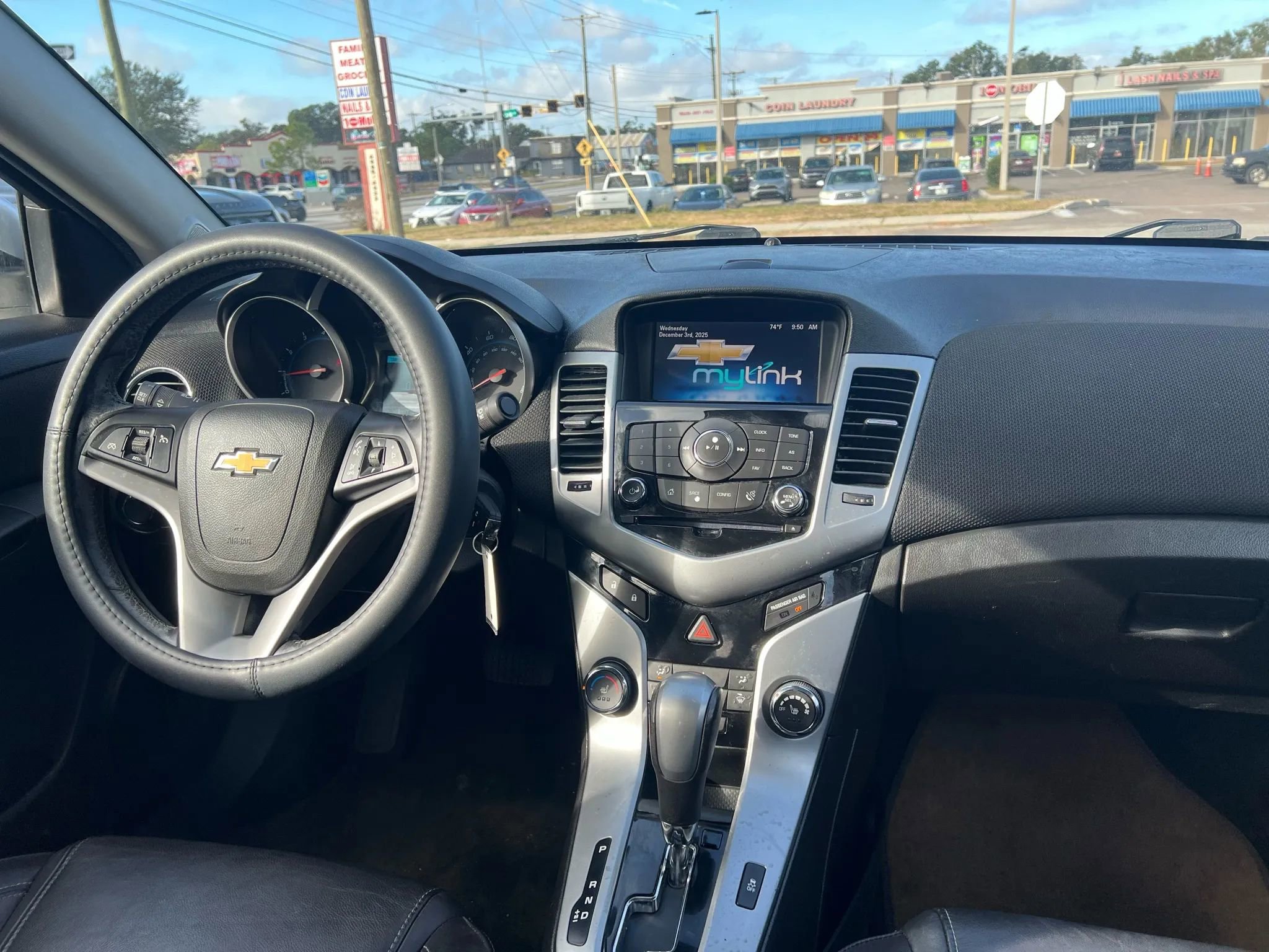 Used 2014 Chevrolet Cruze LT FWD image 13