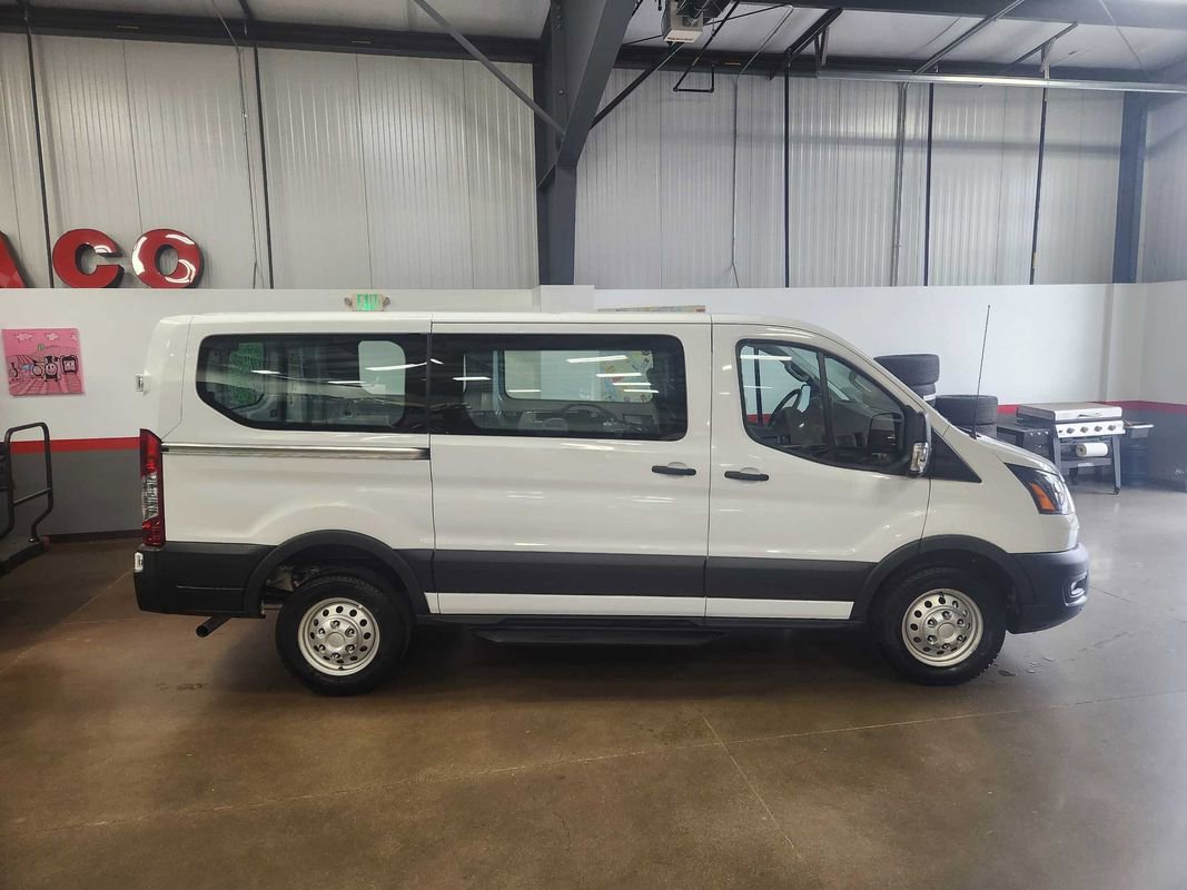 Used 2024 Ford Transit 250 Low Roof AWD image 9