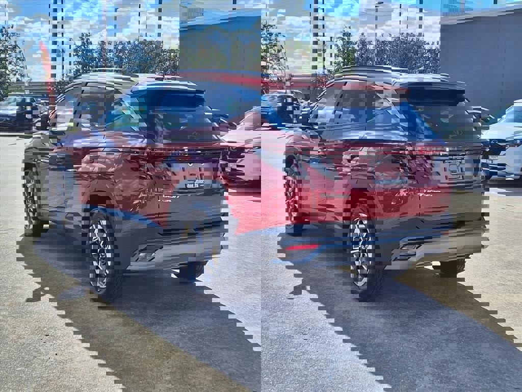 Used 2025 Hyundai Tucson SEL image 3