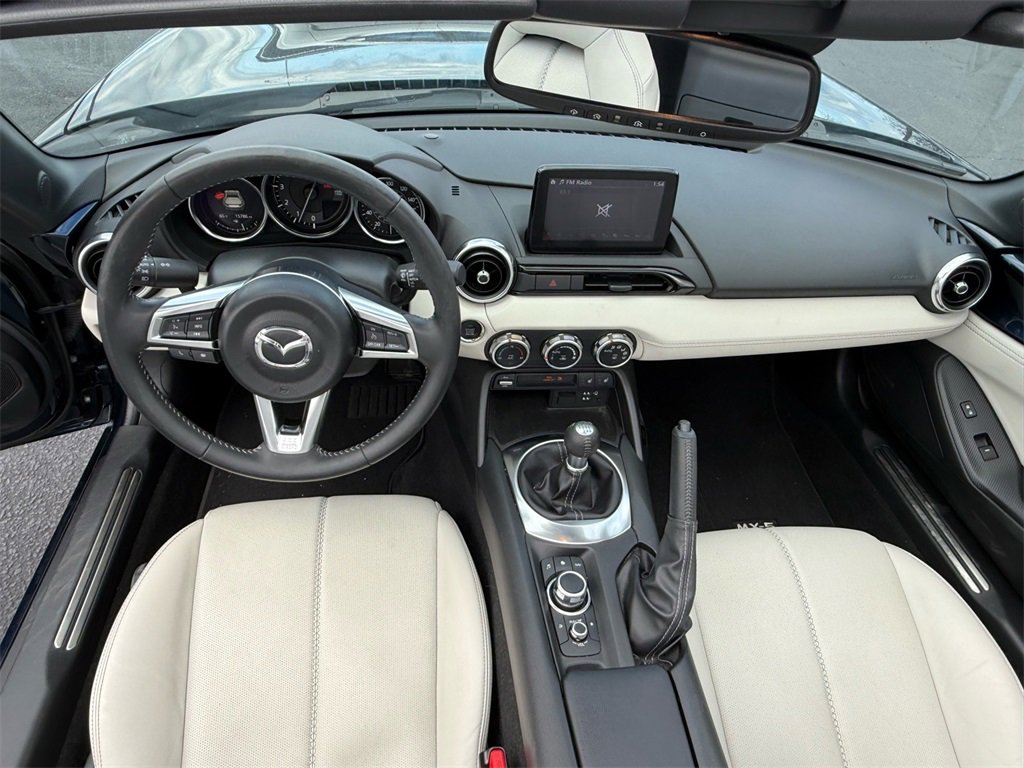 Used 2021 MAZDA MX-5 Miata RF Grand Touring image 17