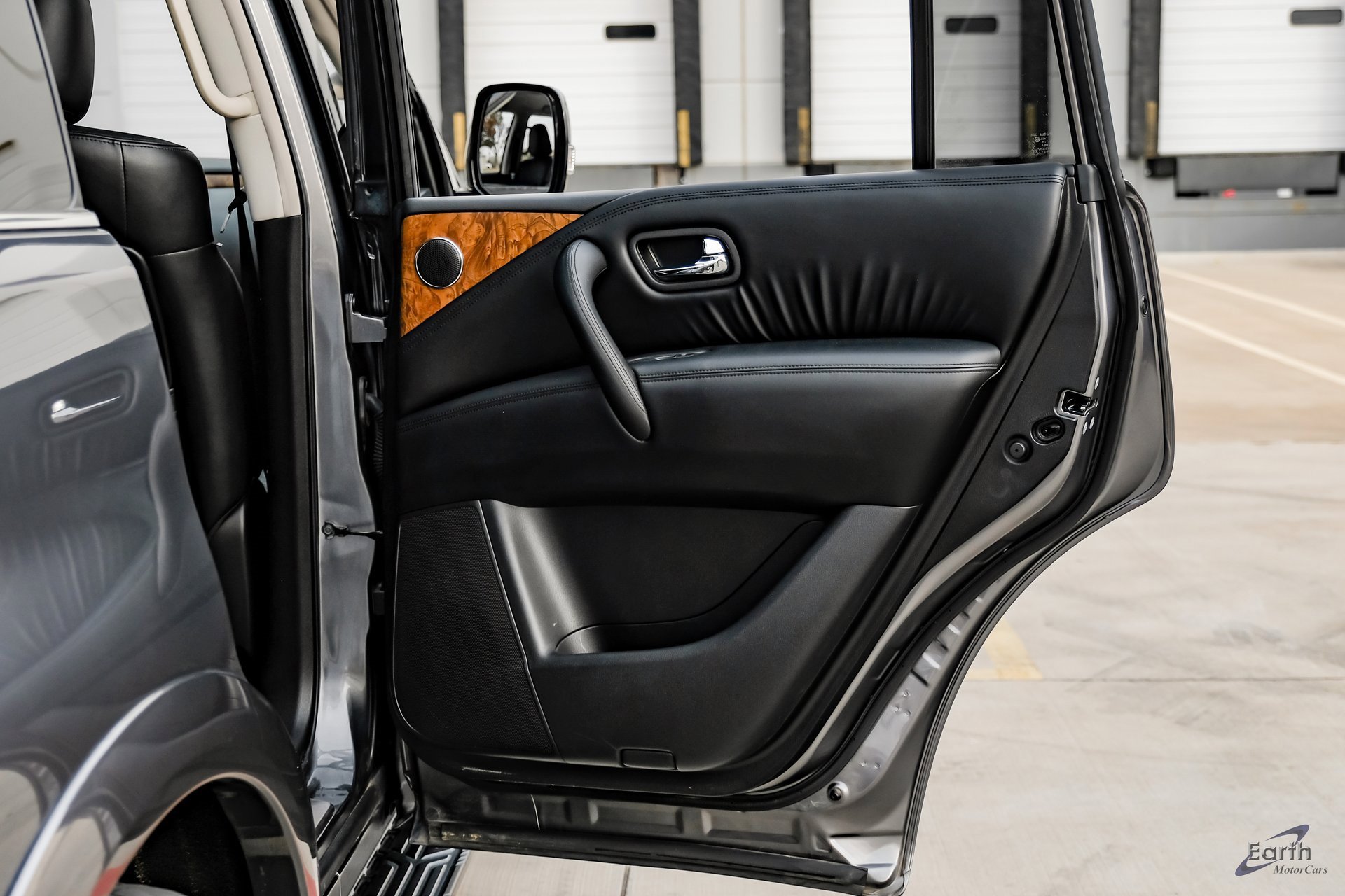 Used 2021 Nissan Armada SL w/ Captain's Chairs Package image 86