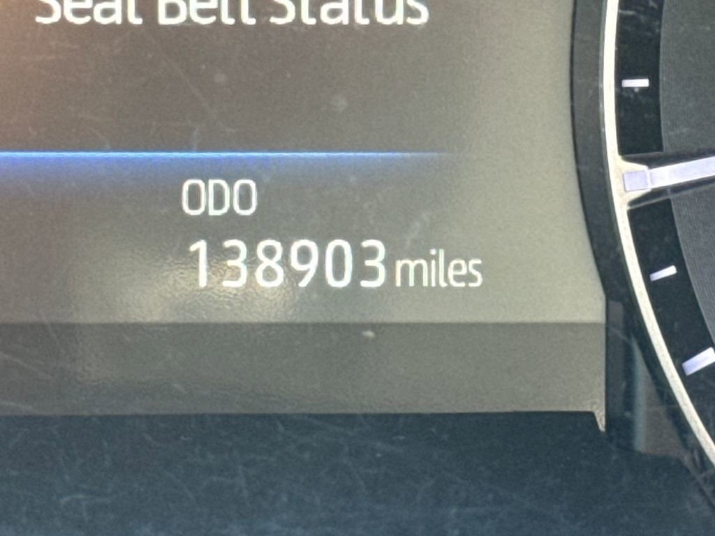 Used 2020 Toyota Highlander XLE image 20