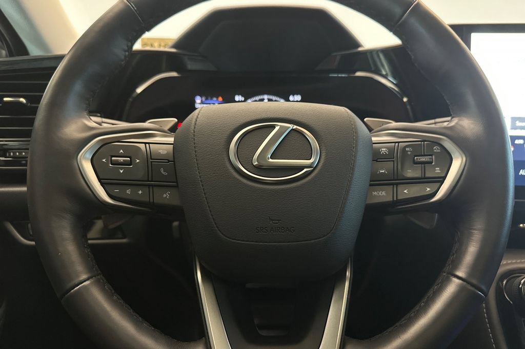 Certified 2025 Lexus NX 350 AWD w/ Accessory Package (2T) image 23
