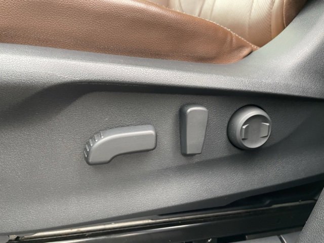 Used 2019 Subaru Ascent Touring image 10