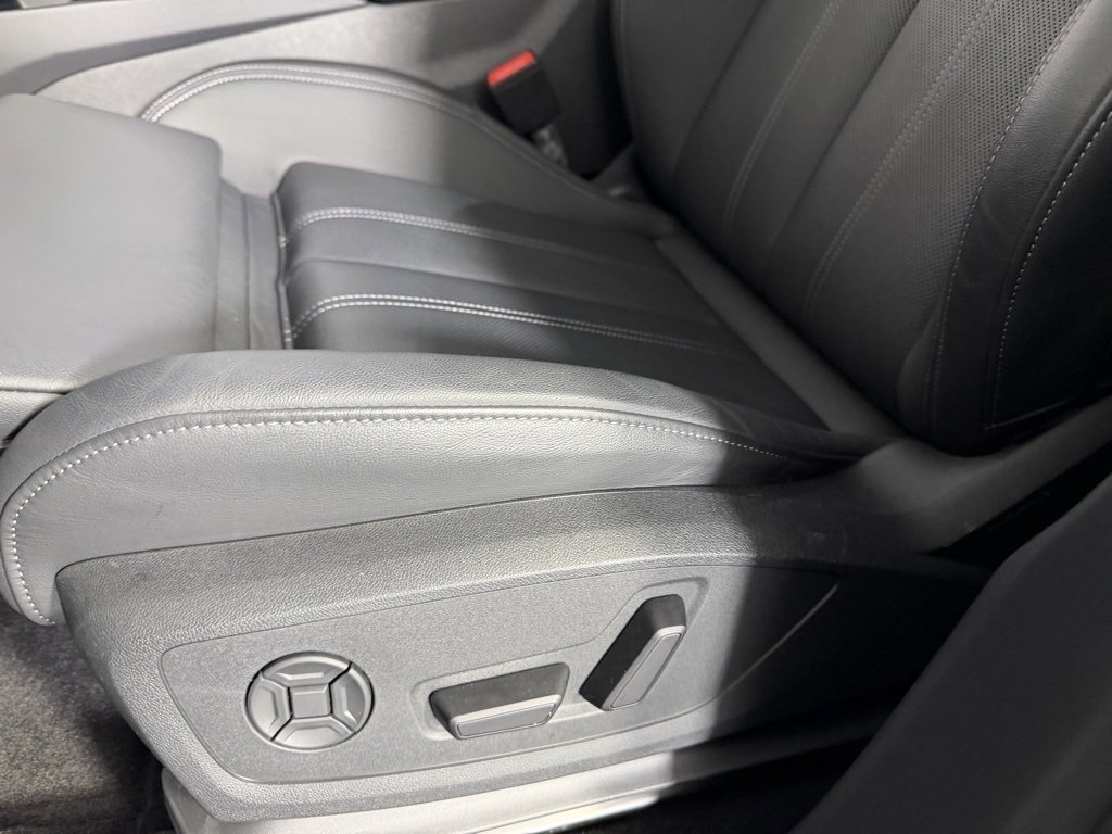Used 2025 Audi Q6 e-tron Prestige w/ Black Warm Weather Package image 25