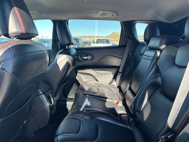 Used 2021 Jeep Cherokee Trailhawk w/ Trailer Tow Group image 15