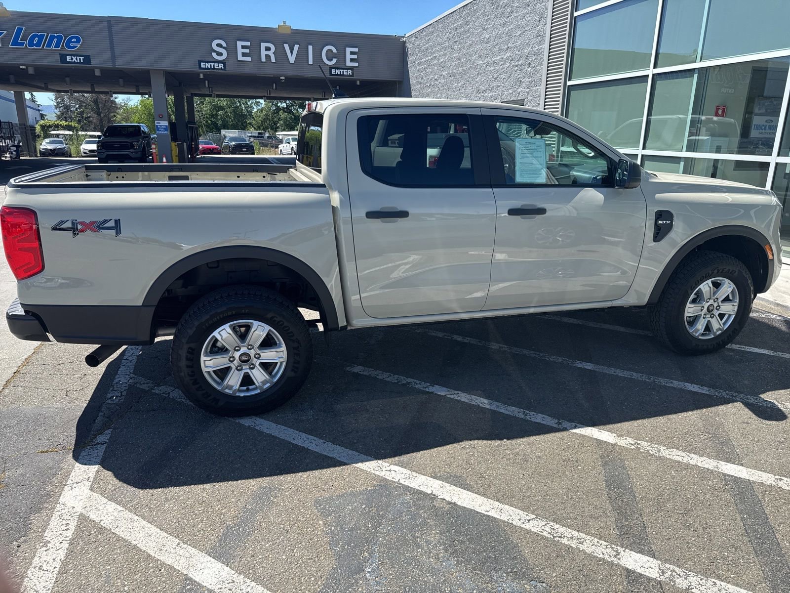 Used 2025 Ford Ranger XL image 6