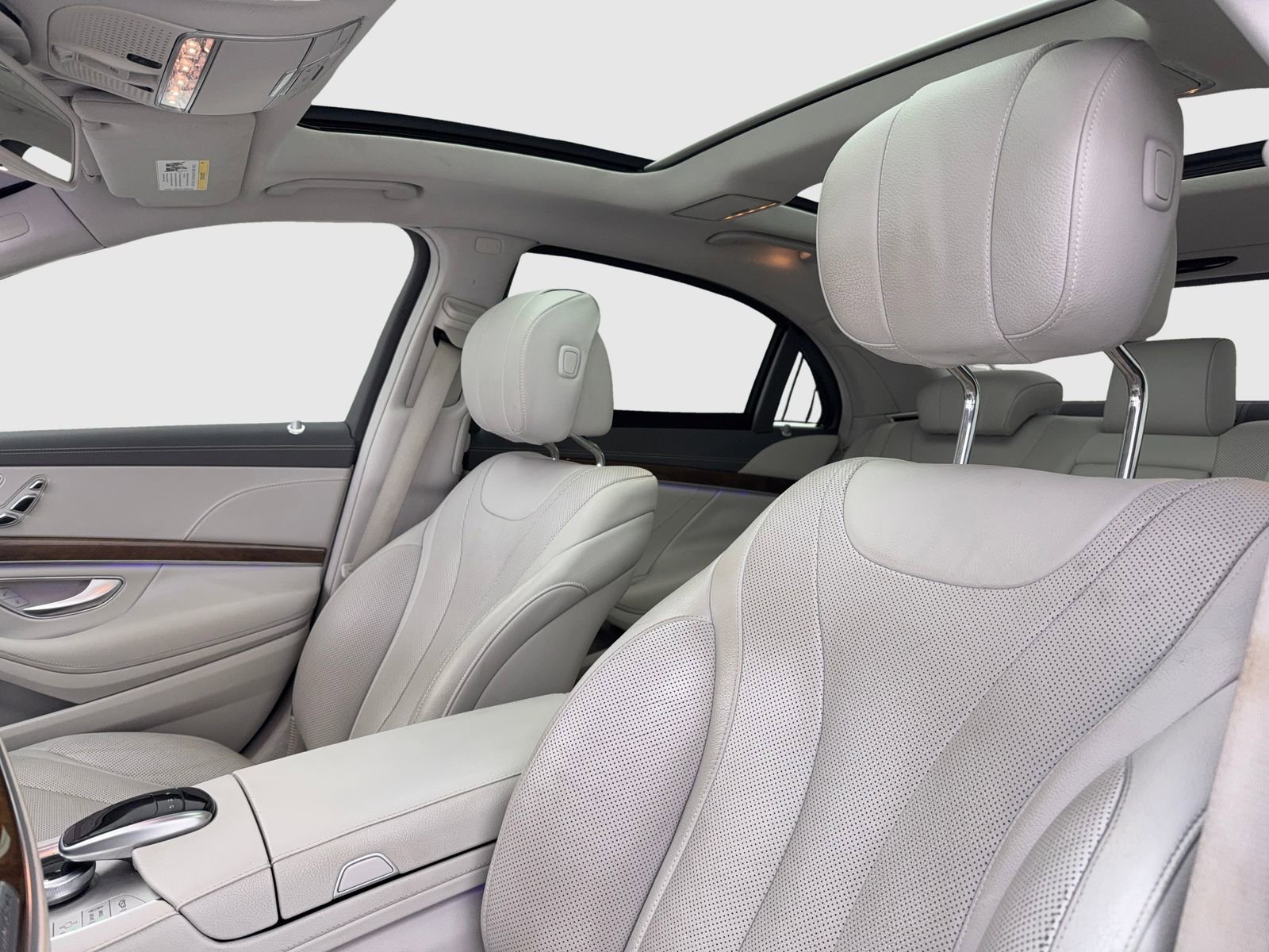 Used 2015 Mercedes-Benz S 550 Sedan image 15
