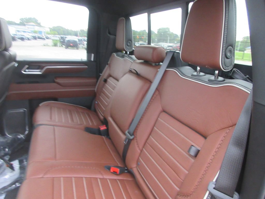 New 2026 GMC Sierra 2500 Denali Ultimate AWD/4WD image 14