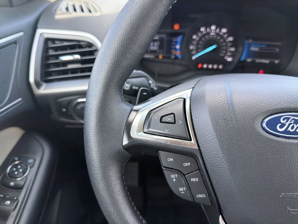 Certified 2024 Ford Edge SEL w/ Convenience Package AWD/4WD image 28