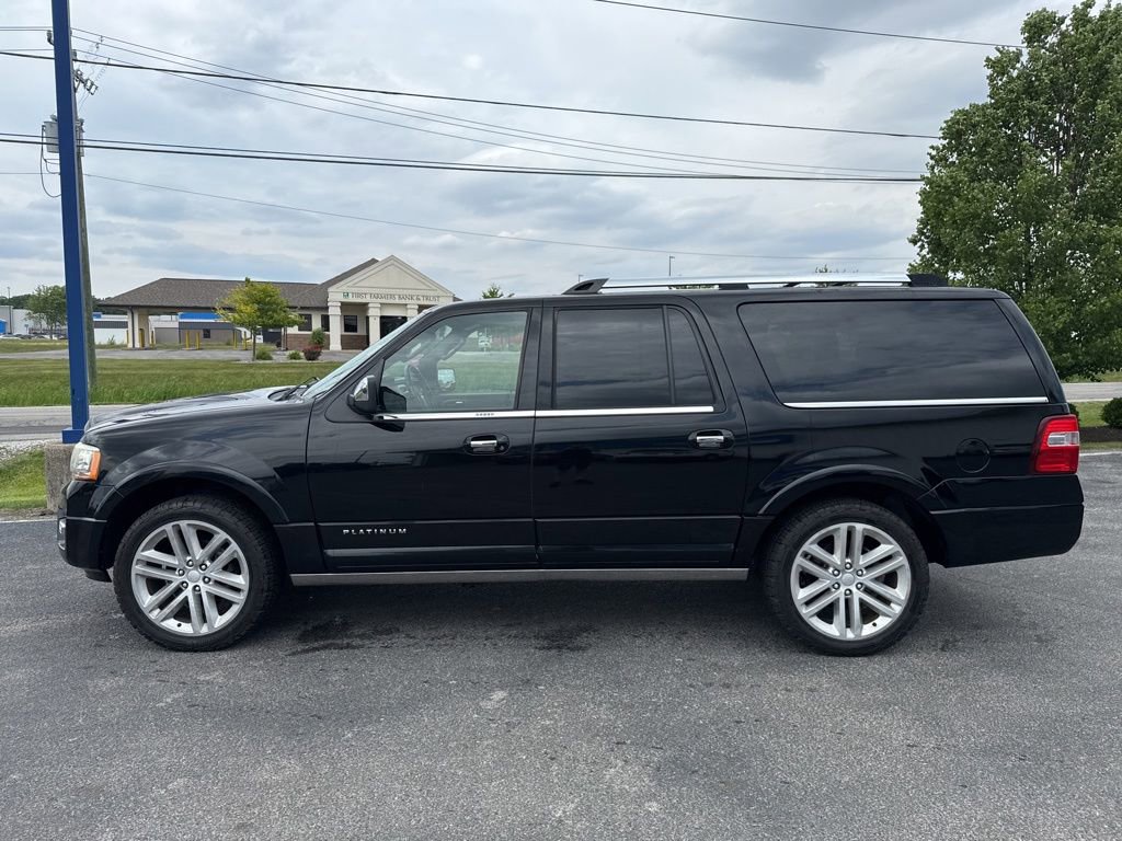 Used 2017 Ford Expedition EL Platinum AWD/4WD image 2