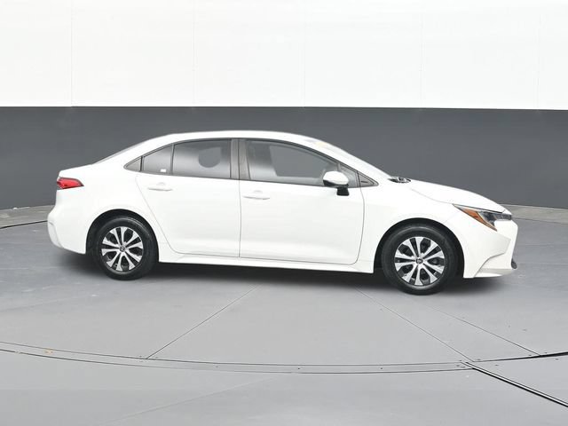 Used 2022 Toyota Corolla LE FWD image 17