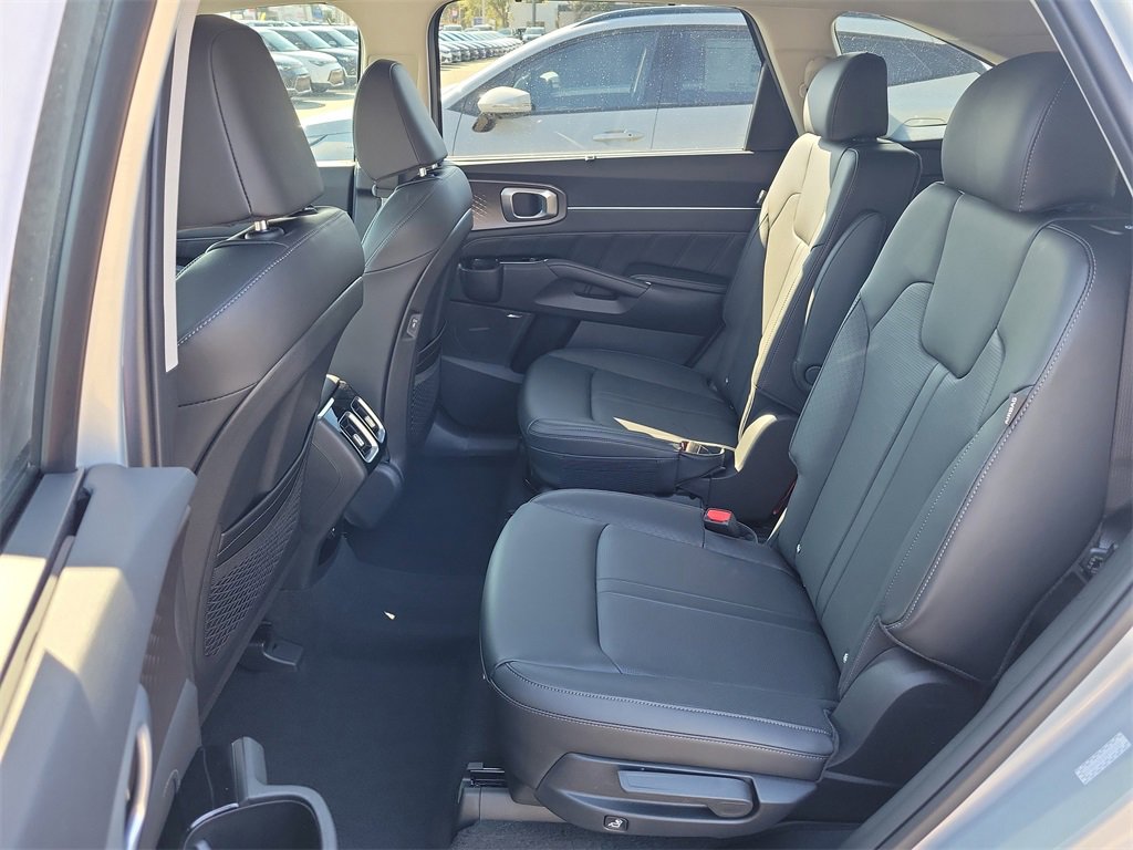 New 2026 Kia Sorento SX image 16