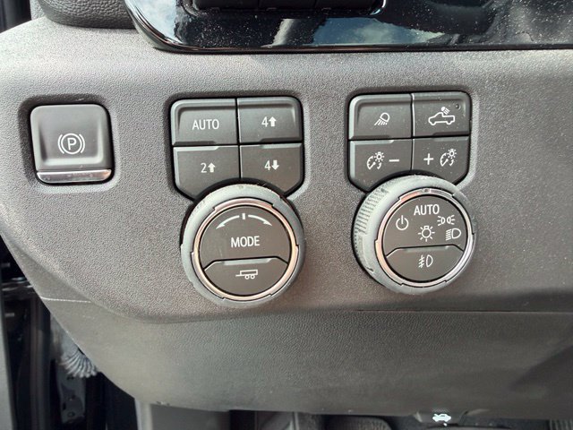 Certified 2026 Chevrolet Silverado 2500 High Country w/ High Country Premium Package AWD/4WD image 27