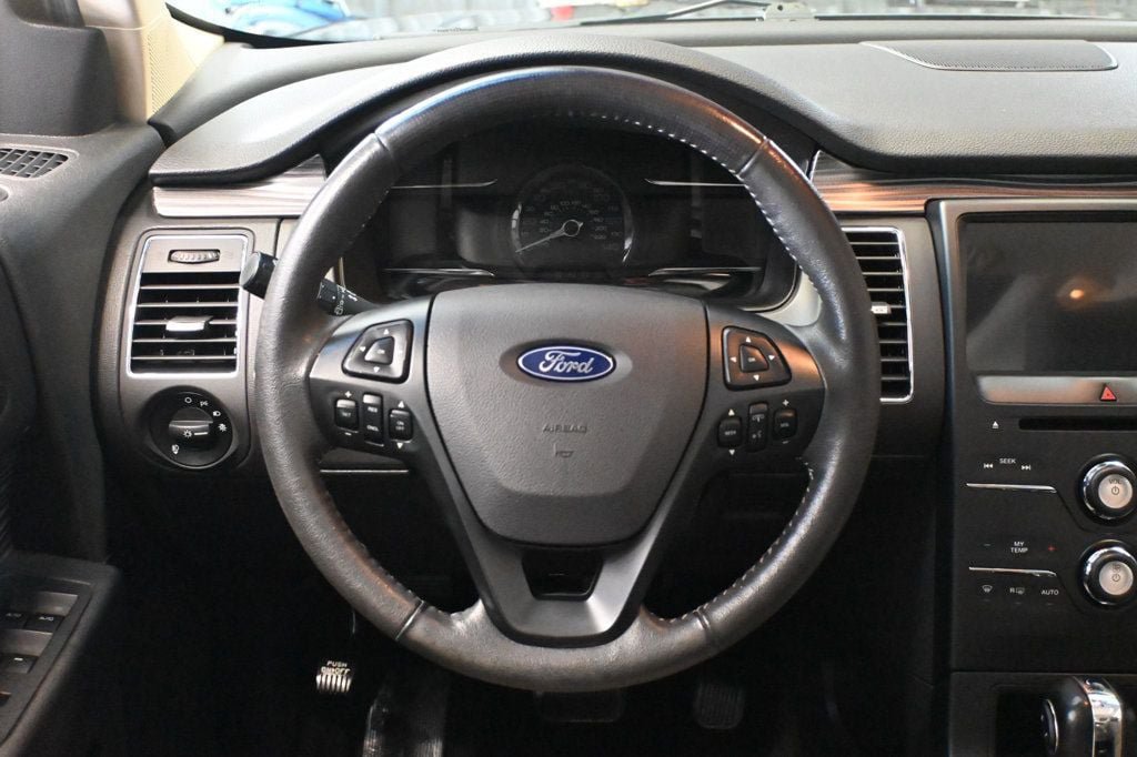 Used 2017 Ford Flex SEL w/ Equipment Group 202A FWD image 11