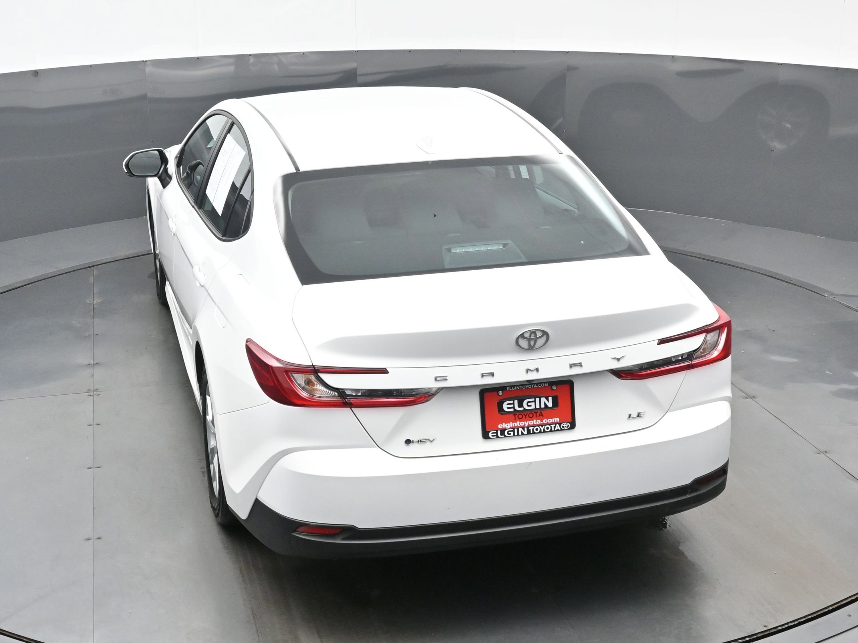 Used 2025 Toyota Camry LE image 38