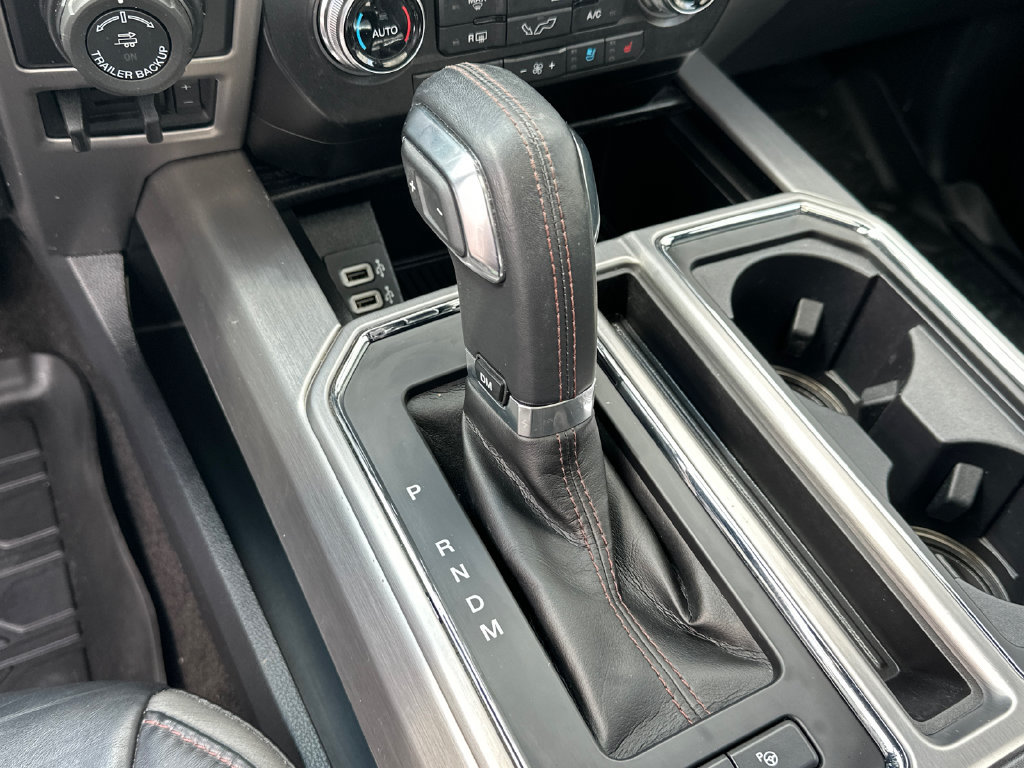 Used 2020 Ford F150 Platinum w/ Equipment Group 701A Luxury AWD/4WD image 32