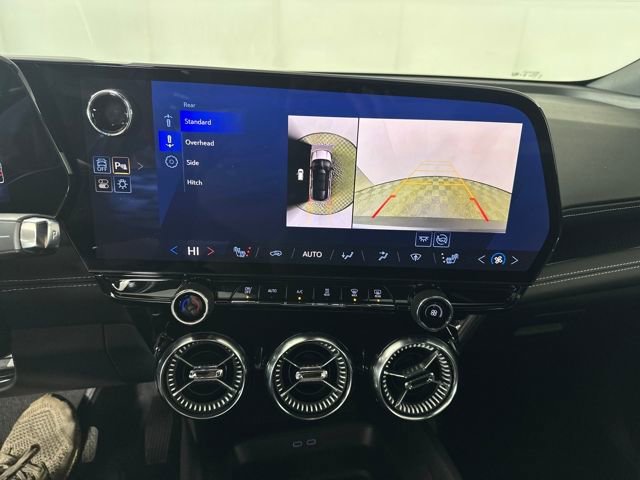 Used 2024 Chevrolet Blazer EV LT image 22