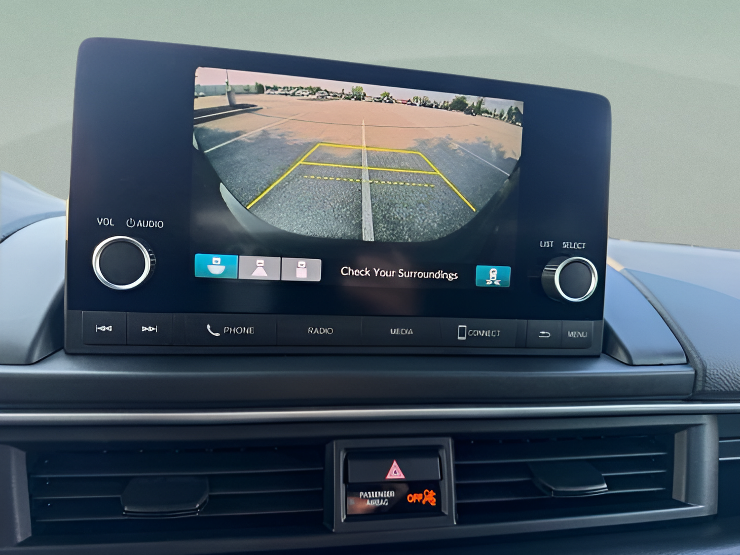 Certified 2025 Honda Pilot Sport image 17