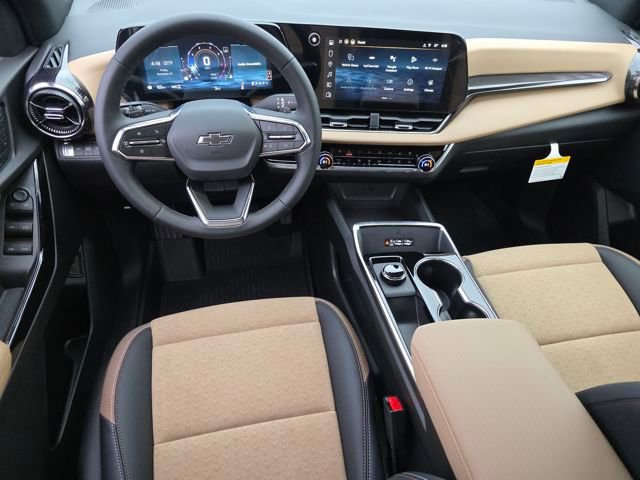 New 2026 Chevrolet Equinox ACTIV w/ Convenience Package III image 3