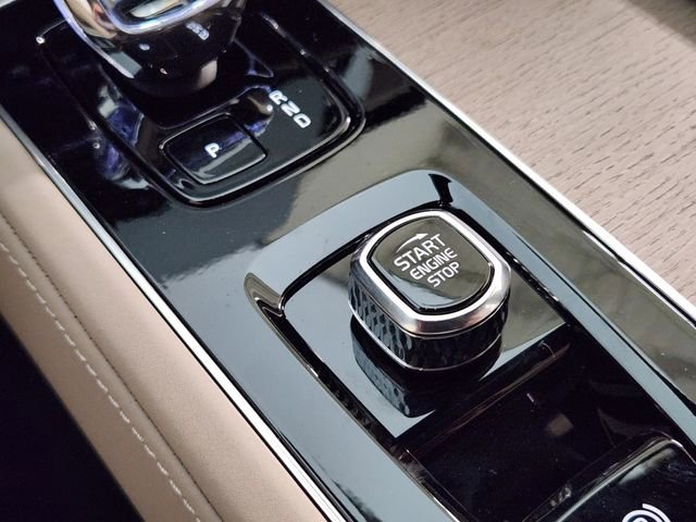 New 2026 Volvo XC90 B6 Ultra w/ Protection Package Premier image 21