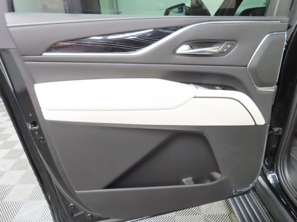 Used 2022 Cadillac Escalade ESV Sport w/ Touring Package AWD/4WD image 73