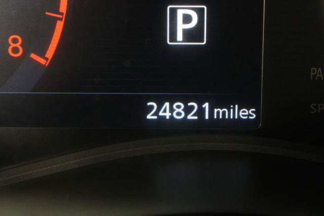 Certified 2024 Nissan Kicks SR FWD image 26