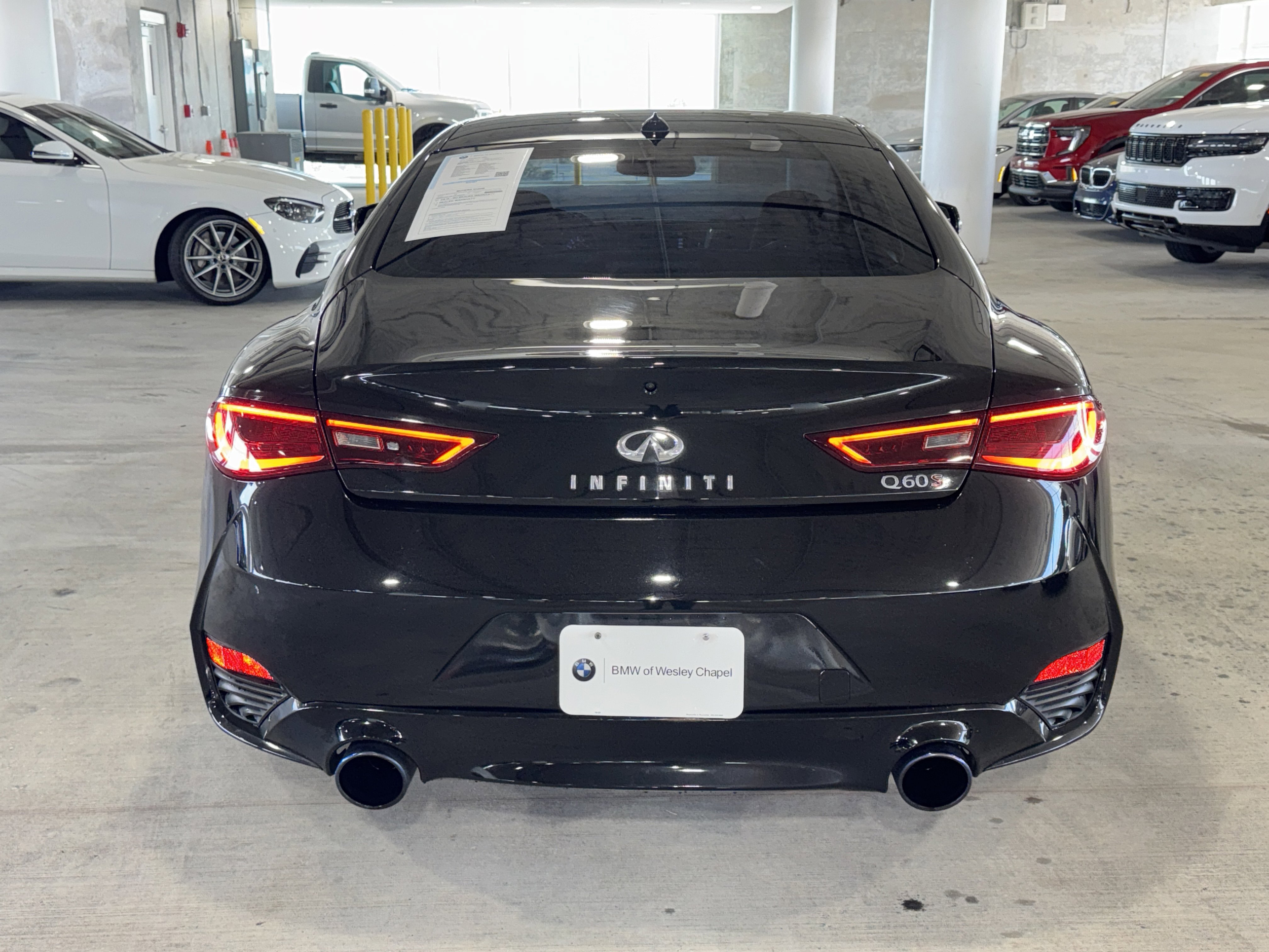 Used 2017 INFINITI Q60 Red Sport 400 image 7