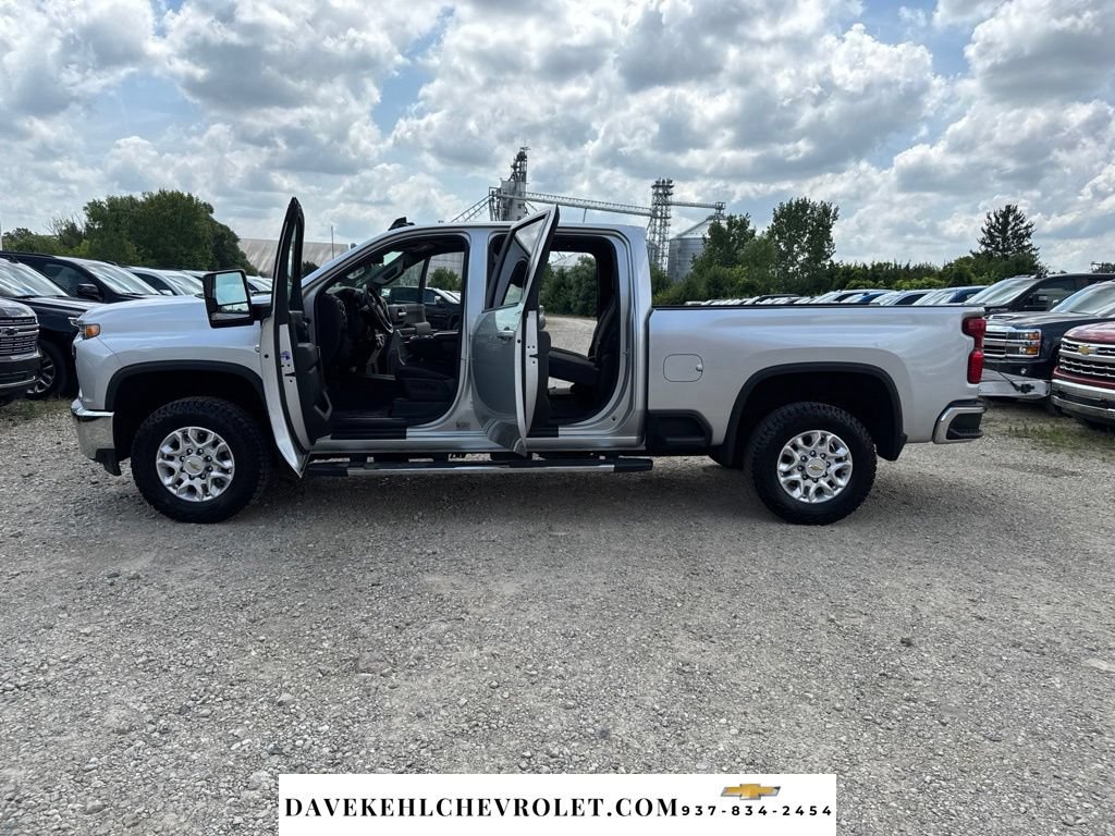 Used 2021 Chevrolet Silverado 2500 LT w/ Convenience Package AWD/4WD image 29