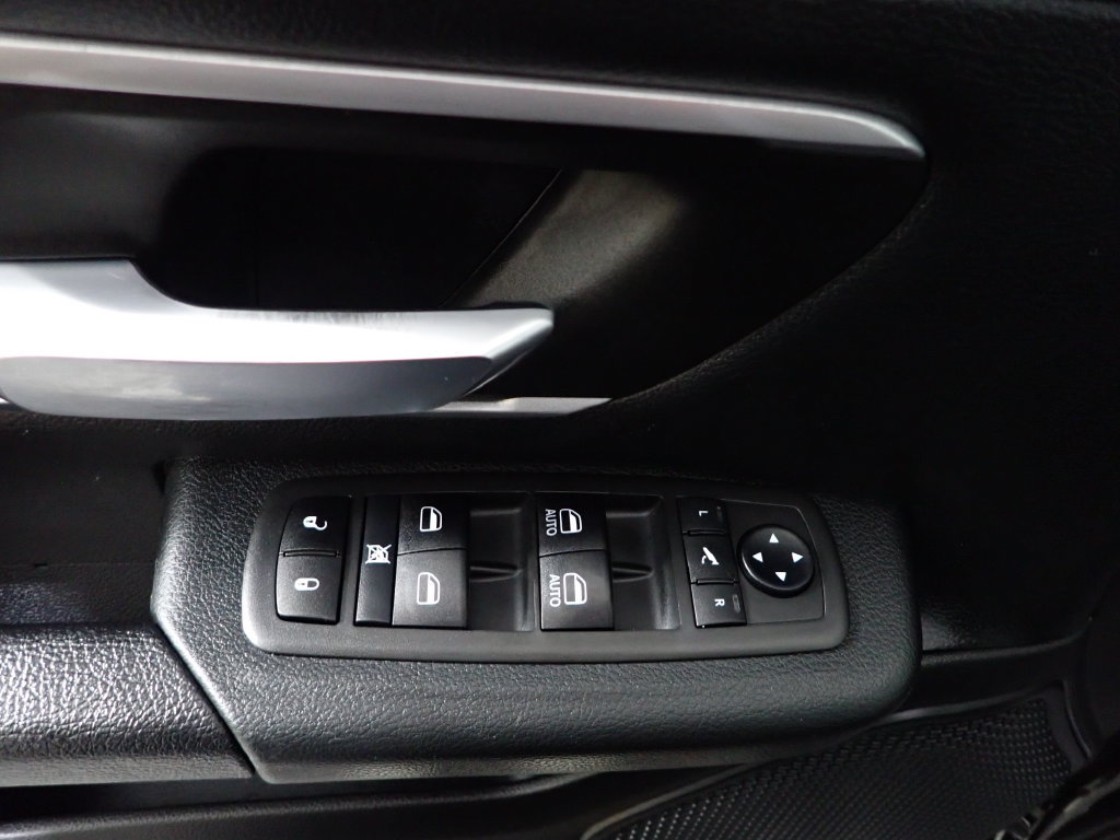 Used 2021 RAM 1500 Big Horn AWD/4WD image 18