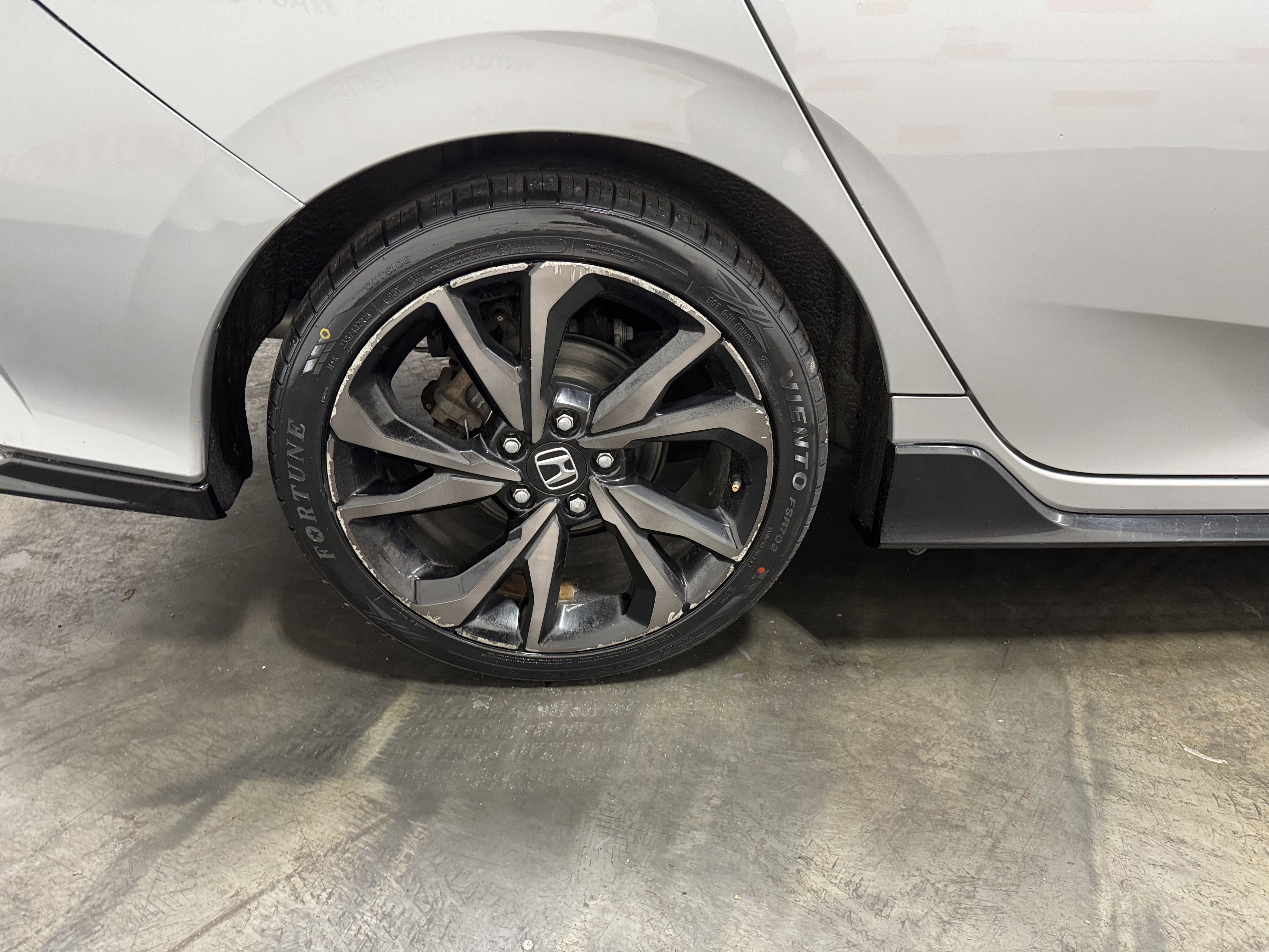 Used 2018 Honda Civic Sport image 10