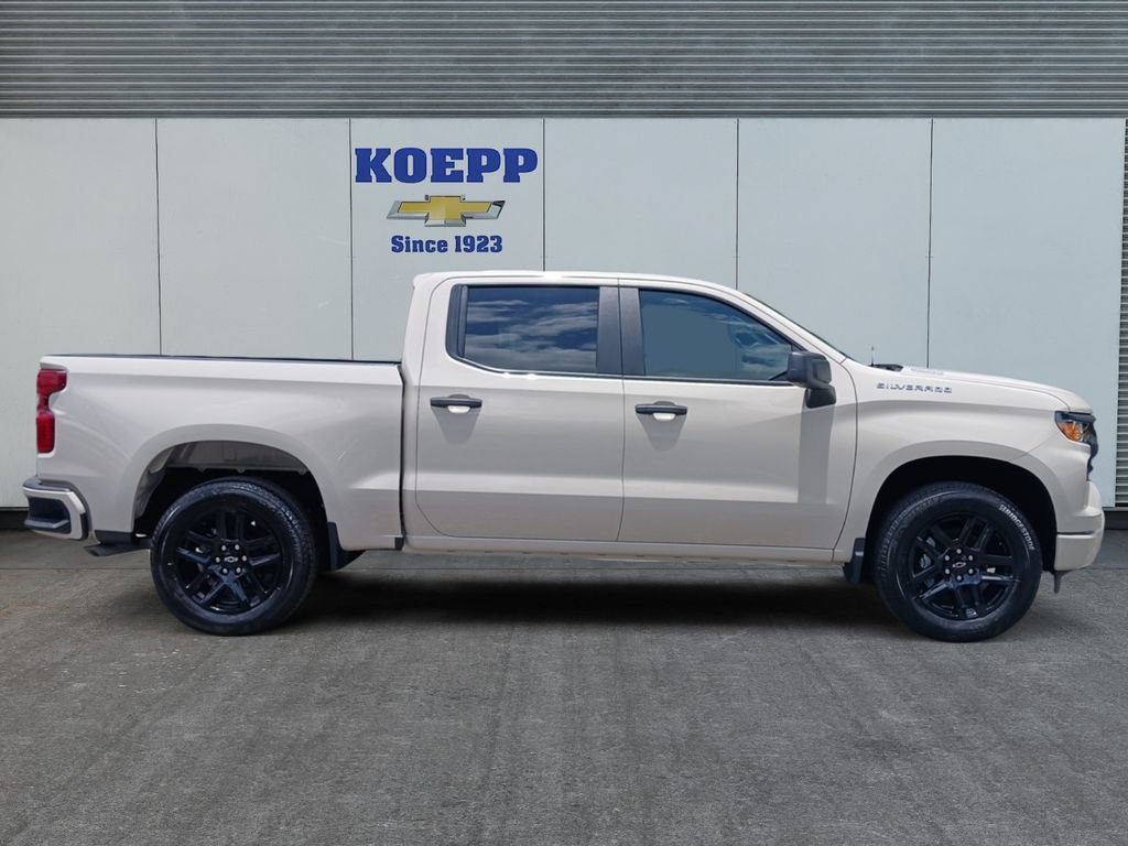 New 2026 Chevrolet Silverado 1500 Custom RWD image 6