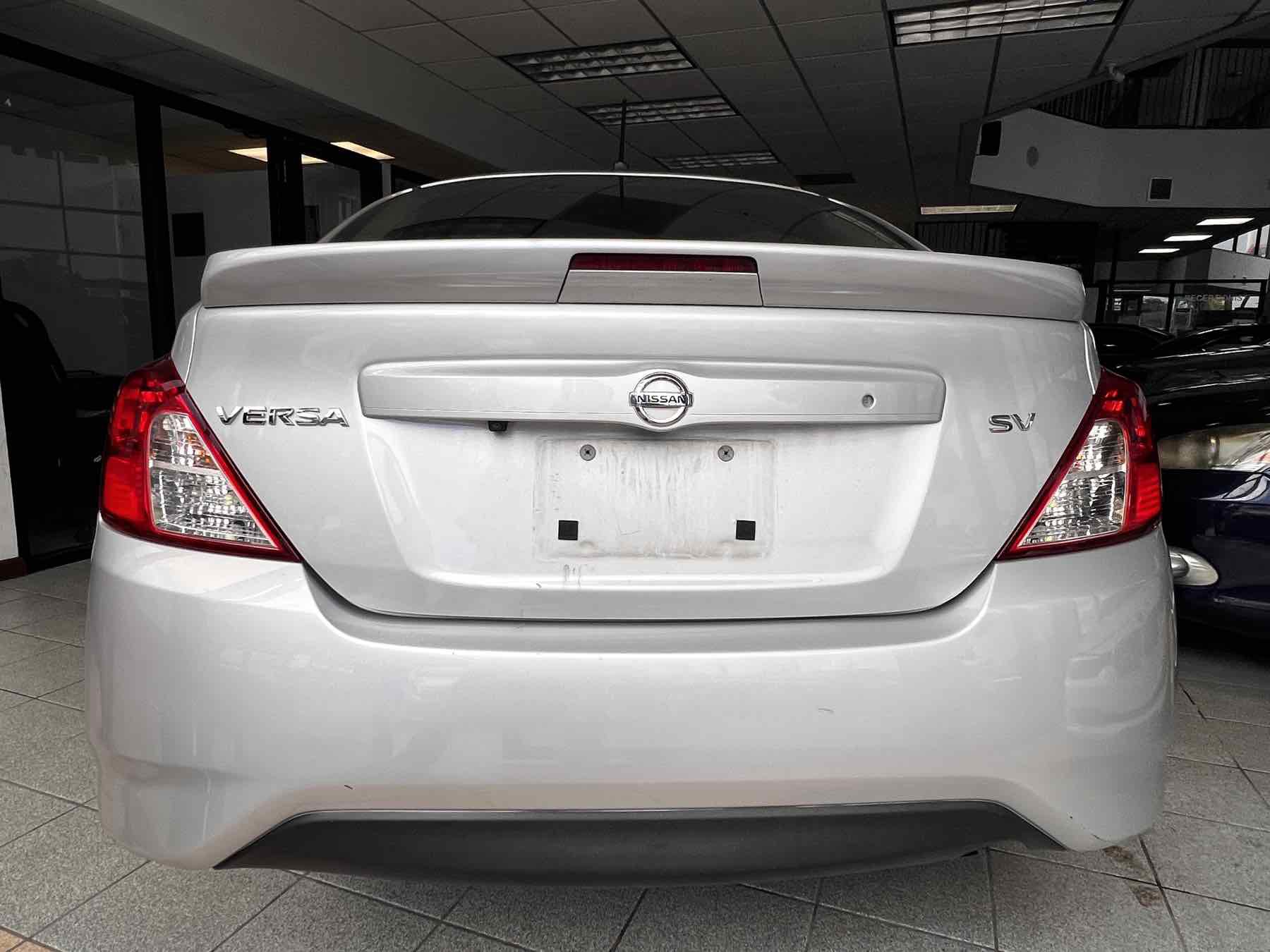 Used 2019 Nissan Versa SV image 8