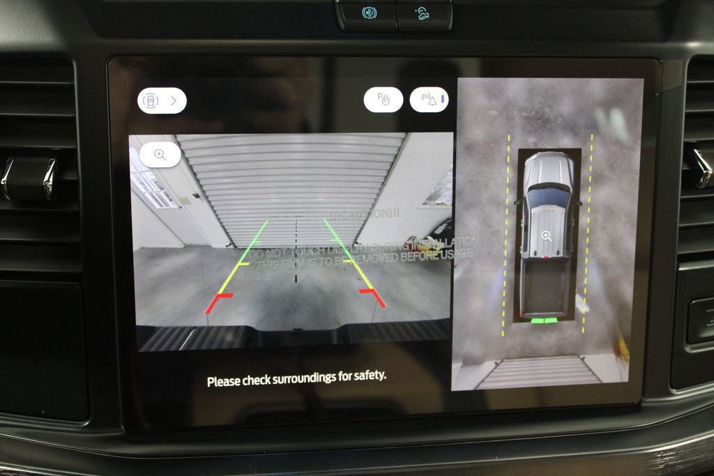 New 2026 Ford F250 Lariat w/ Chrome Package image 55