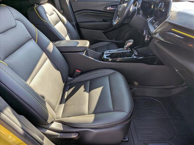 Used 2025 Chevrolet Trax ACTIV w/ Driver Confidence Package image 19